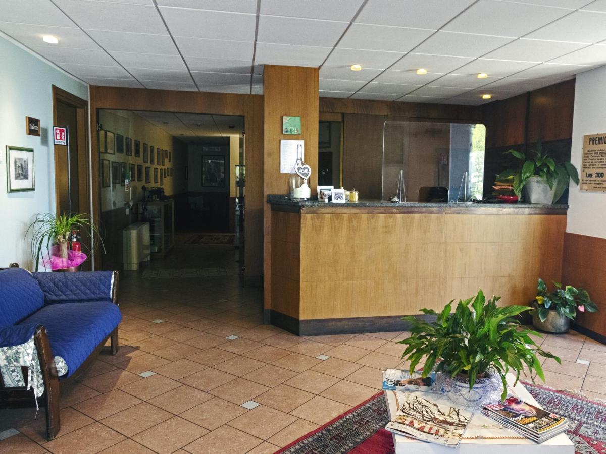 Hotel Funivia Laveno-Mombello Ngoại thất bức ảnh
