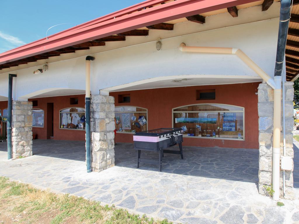 Hotel Funivia Laveno-Mombello Ngoại thất bức ảnh
