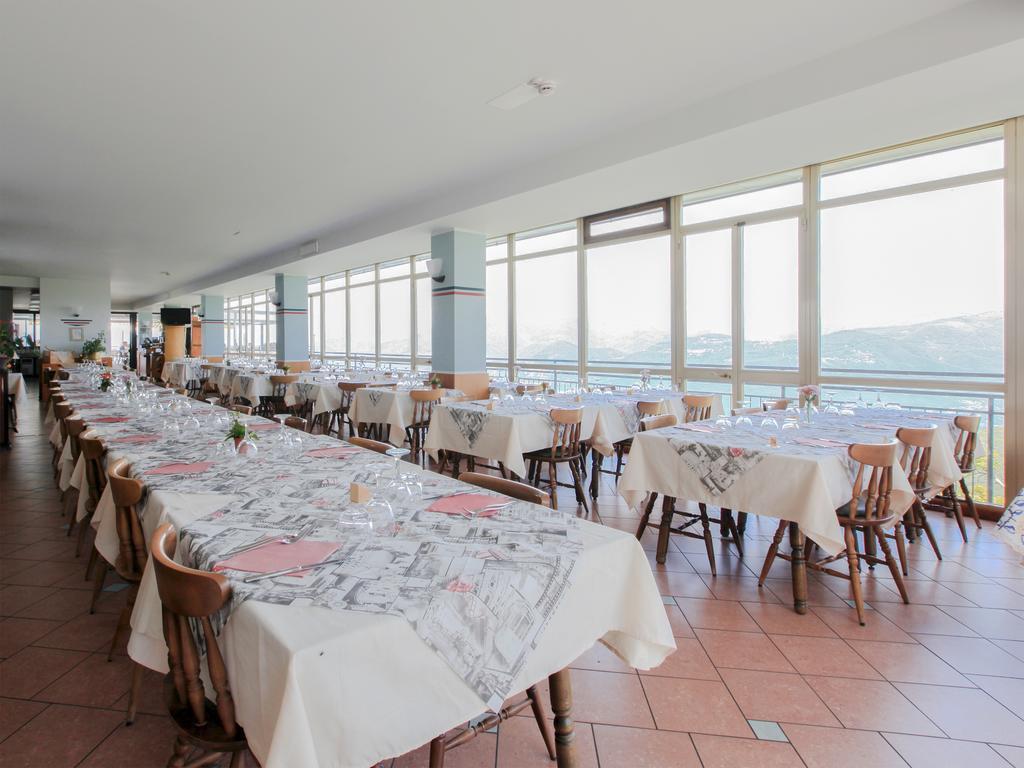 Hotel Funivia Laveno-Mombello Ngoại thất bức ảnh